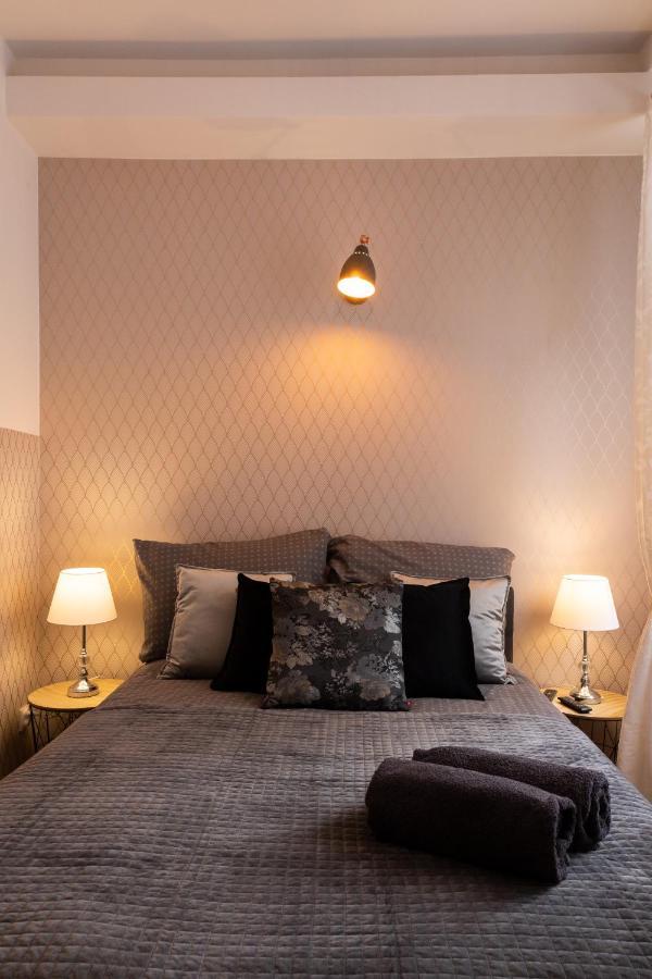 Clicktheflat Szkolna Palace Of Culture Apart Rooms 바르샤바 객실 사진